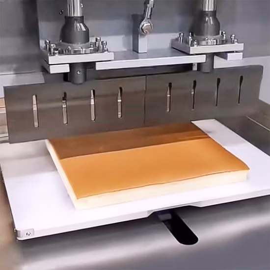 Machine de découpage en tranches ultrasonique la plus vendue de 20 kHz pour la coupe de biscuits congelés par biscuit